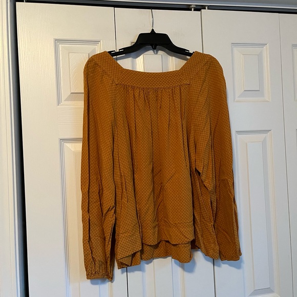Universal Thread Blouse - Picture 4 of 4